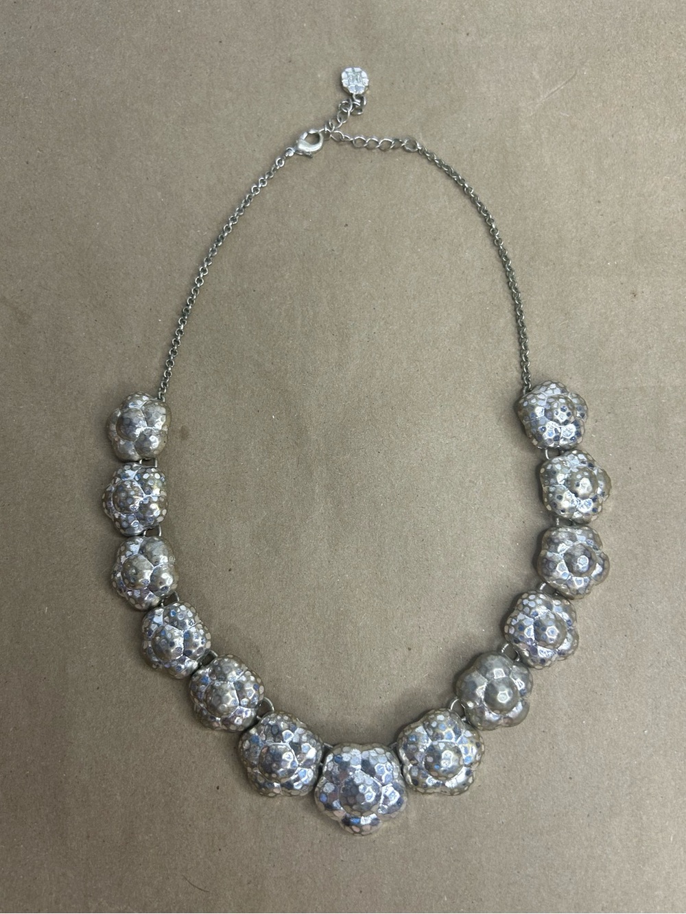 5 for $25🔥Hammered Flower Silver Toned Necklace
